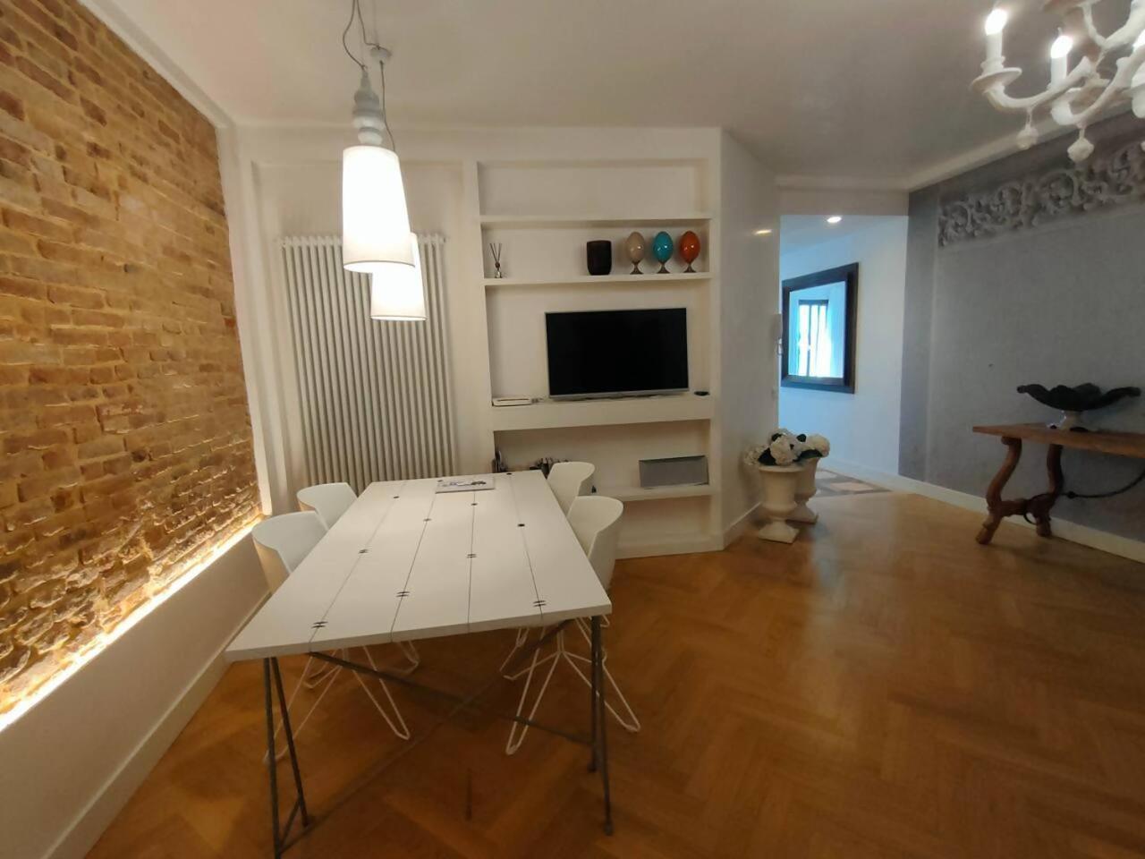 La Grande Bellezza Deluxe House Apartman Velence Kültér fotó